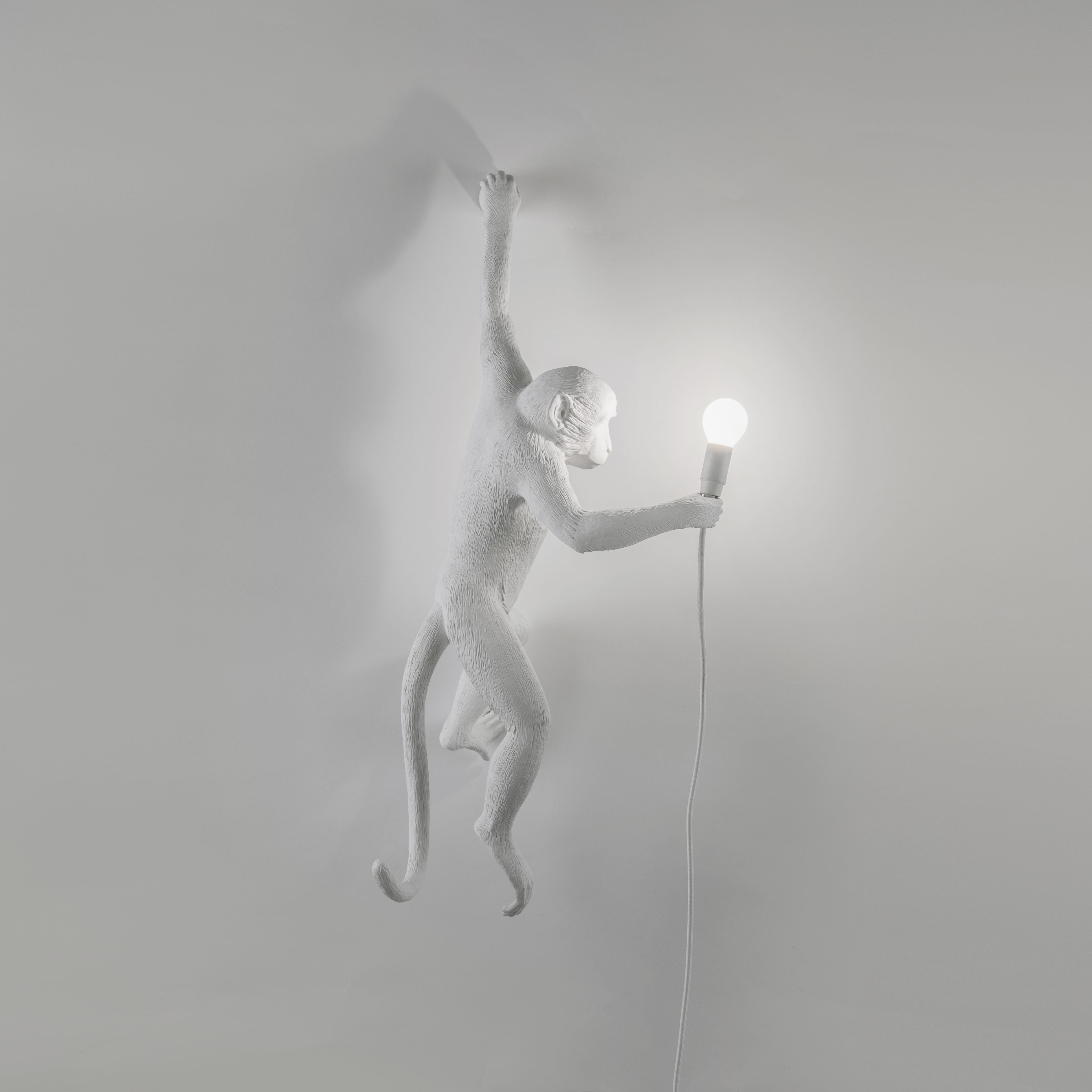 Seletti Monkey Indoor Lamp White, visící levá ruka
