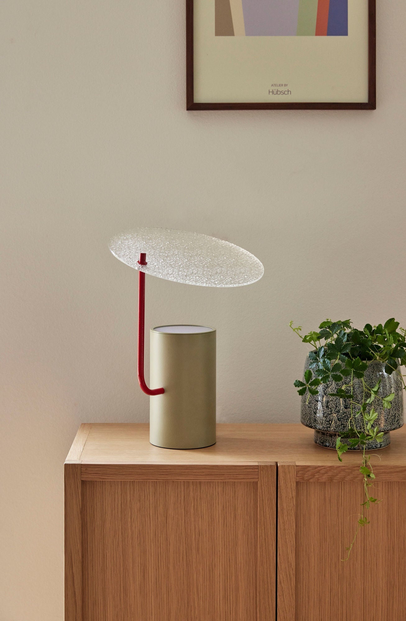 Hübsch Disc stolní lampa khaki/červená/texturovaná