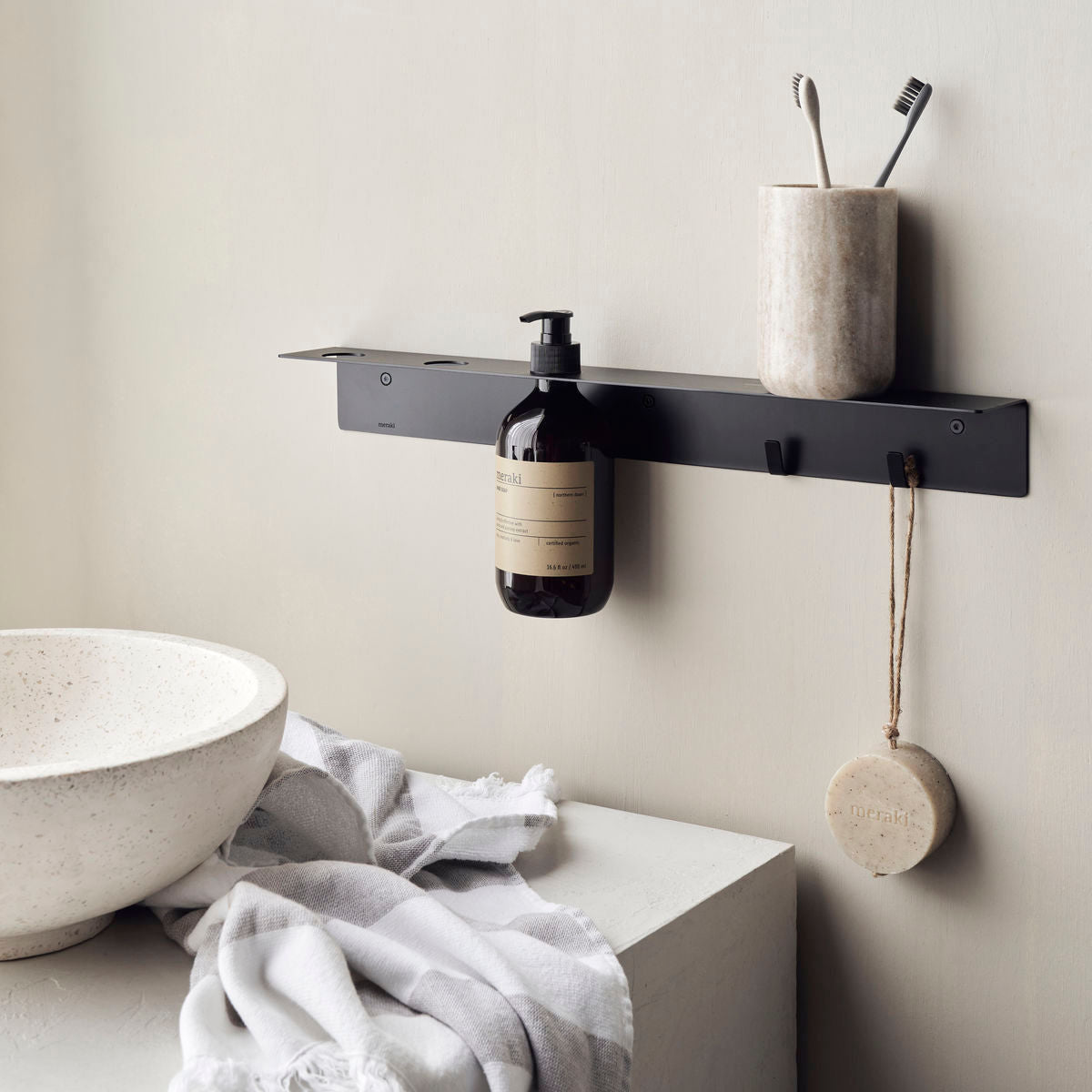 Meraki Bottle hanger with hooks, Brushed black finish