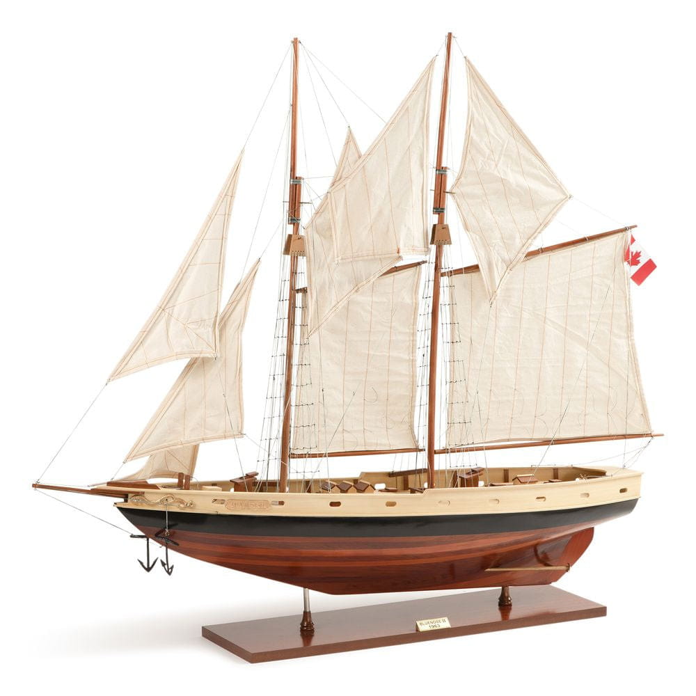 Autentické modely Bluenose II natřené plachetní lodi model
