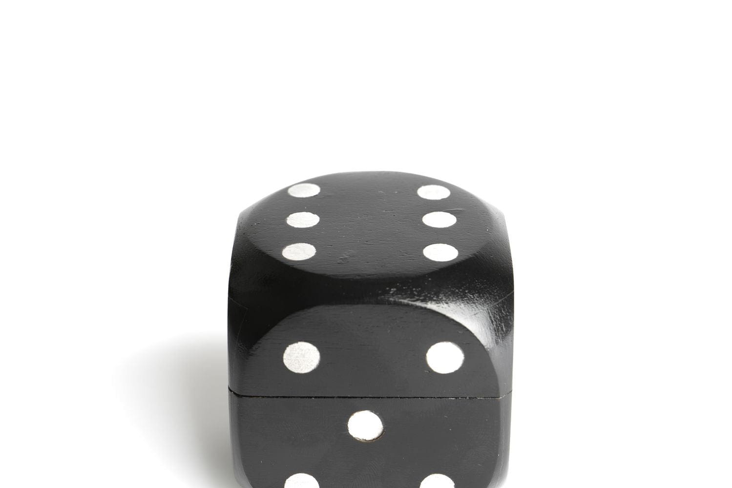 Autentické modely Cube Box hodí kostky, černé