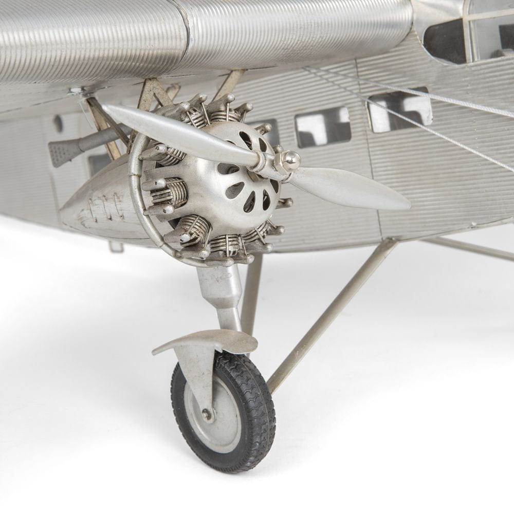 Autentické modely modelu letounu Ford Trimotor