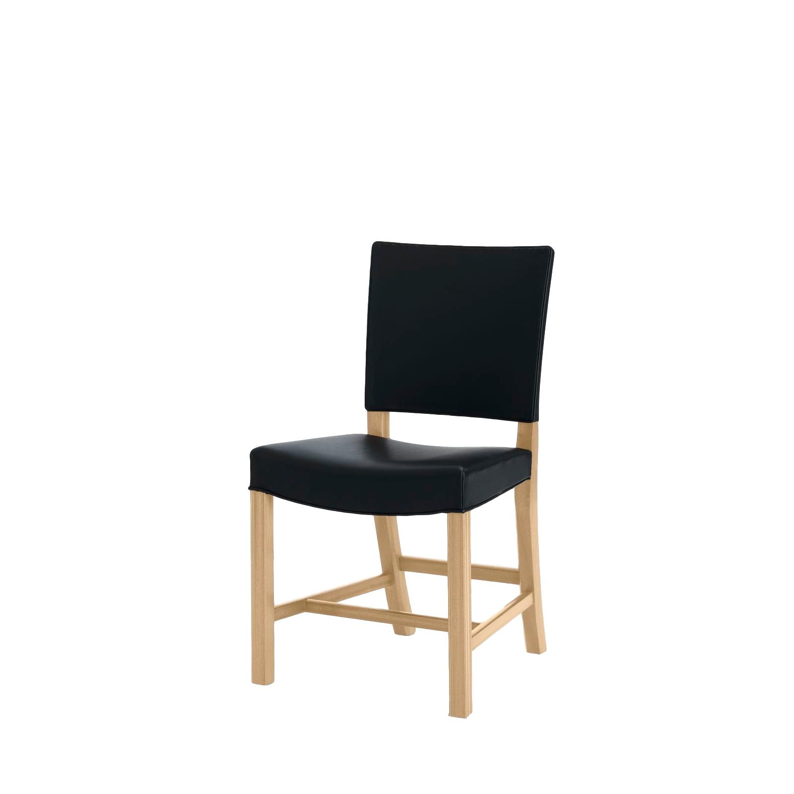 Carl Hansen KK37580 Velká červená židle, mýdlová dub/černá kůže