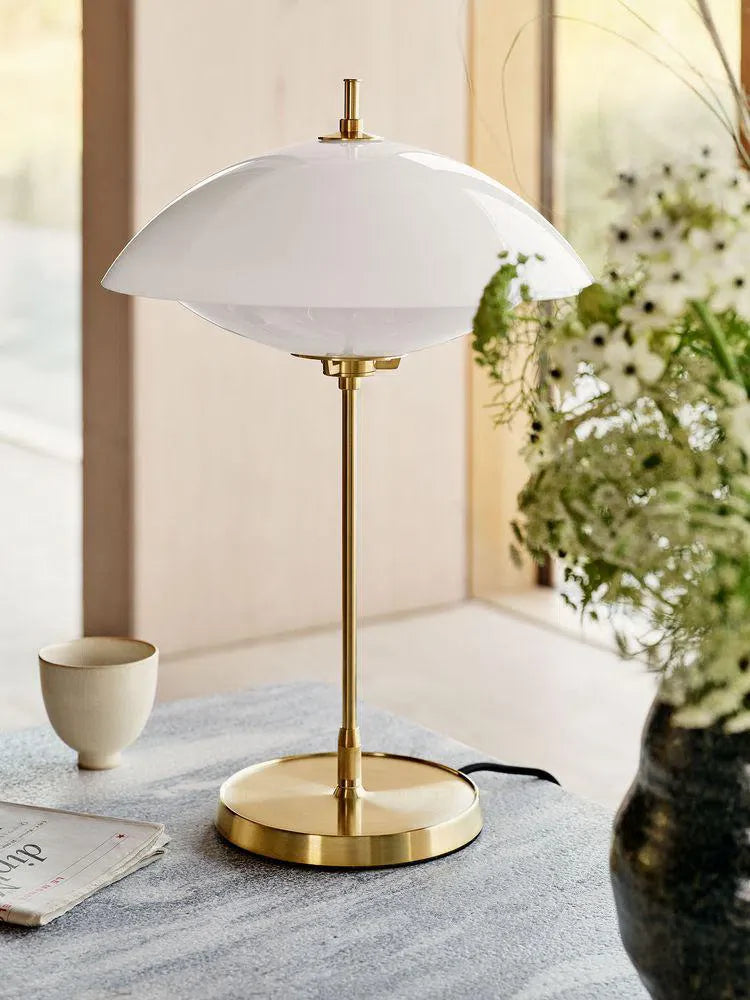 Stolní lampa Fritz Hansen, Ø33 cm