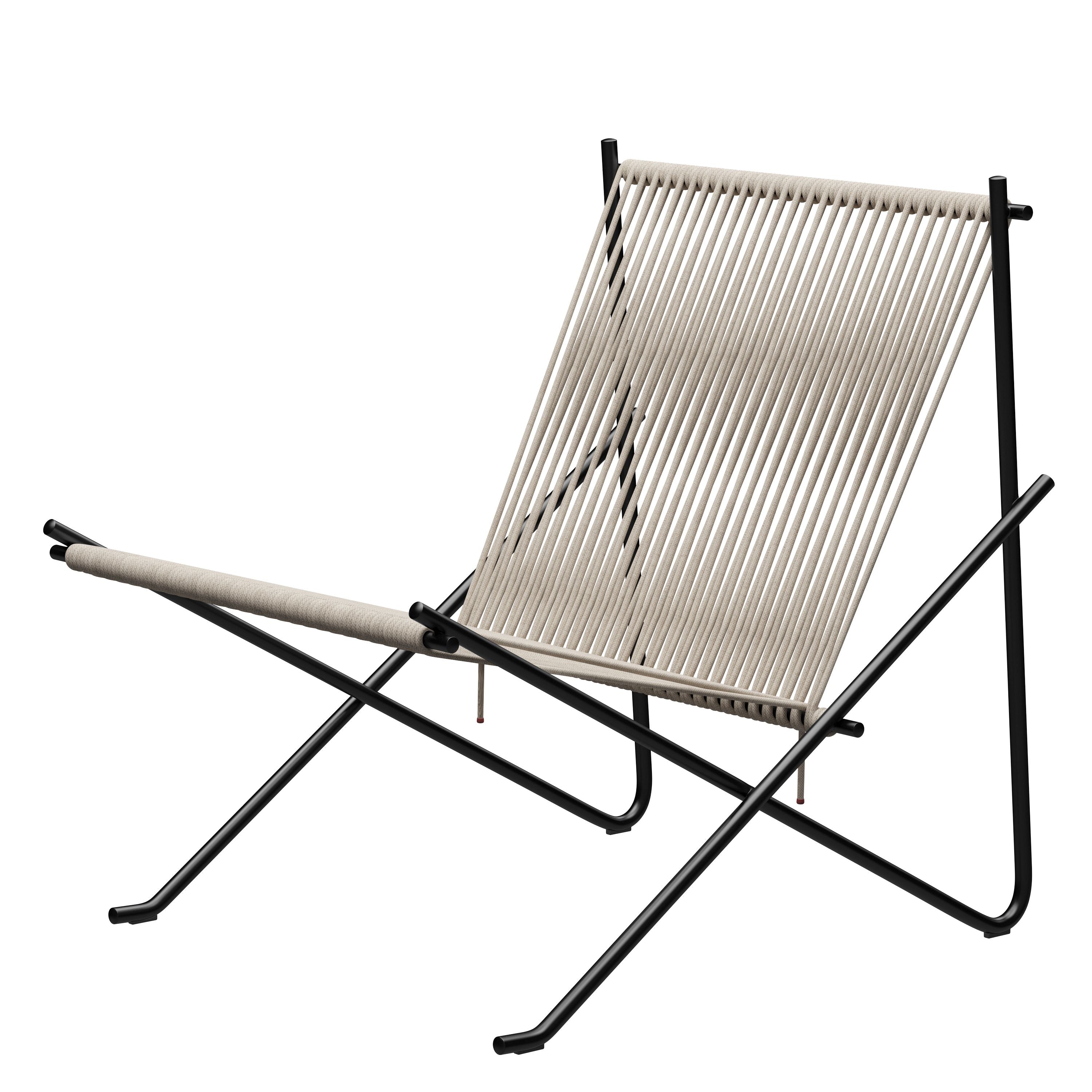 Fritz Hansen Pk4 Longe Chair Flag Hayard, přírodní/černá ocel