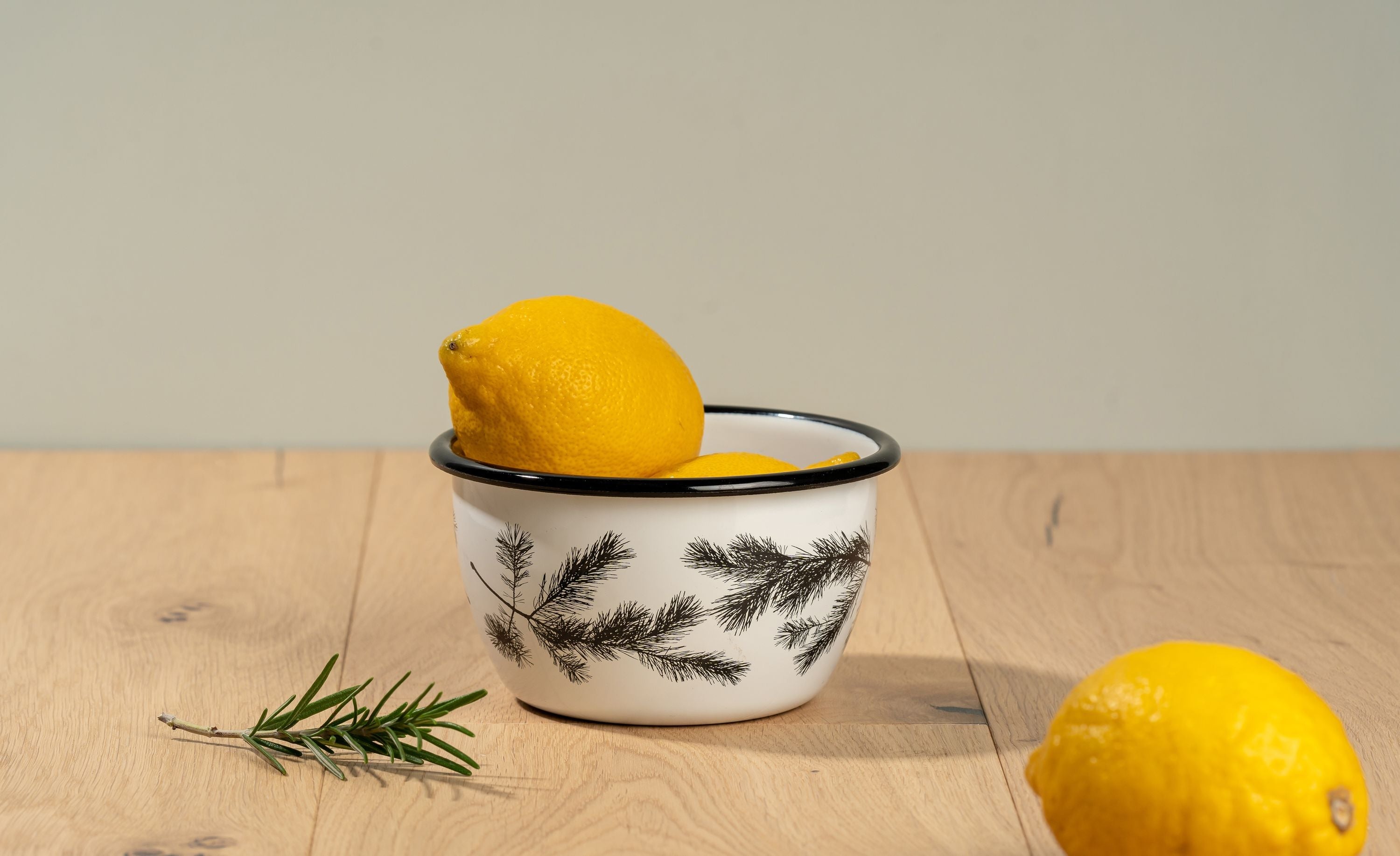 Muurla Nordic Enamel Bowl The Pine