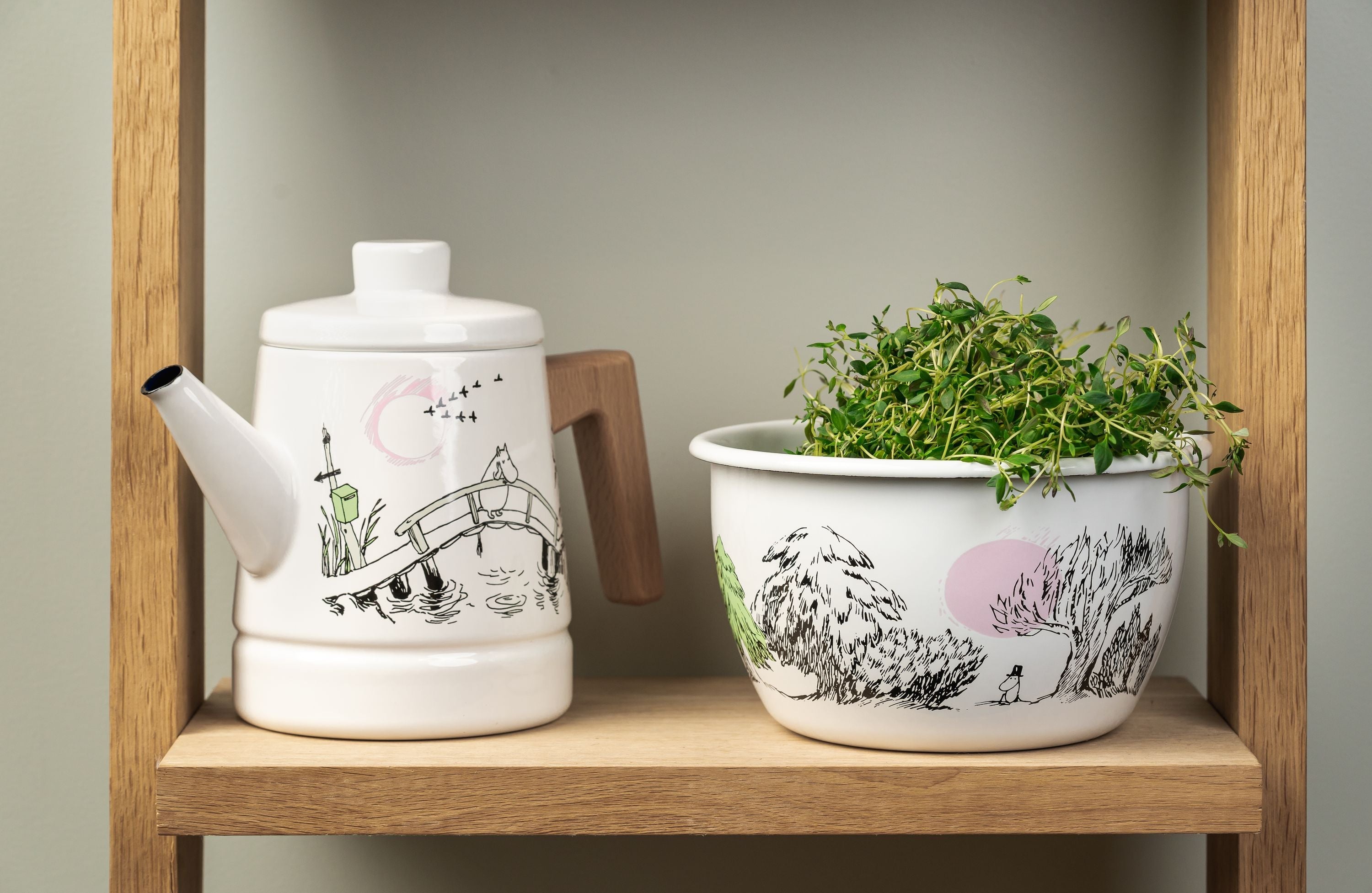 Muurla Moomin Originals Emaleml Bowl právě putování