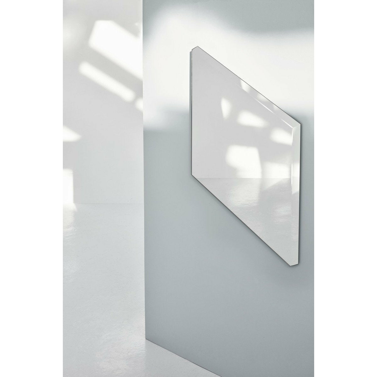 Puik Facet Glass Mirror 82,5x50cm, Silver