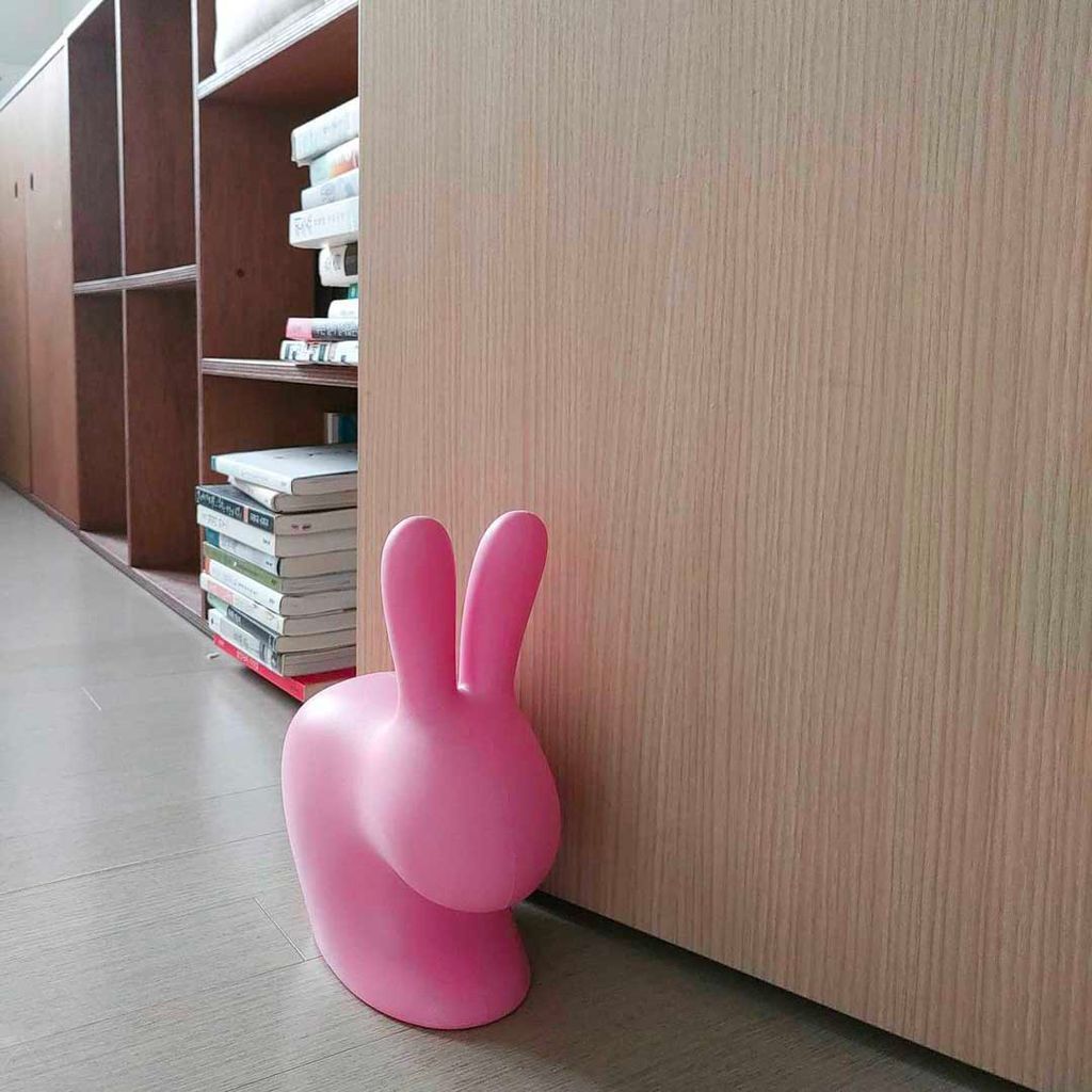 Králík qeeboo králičí dětská židle, růžová