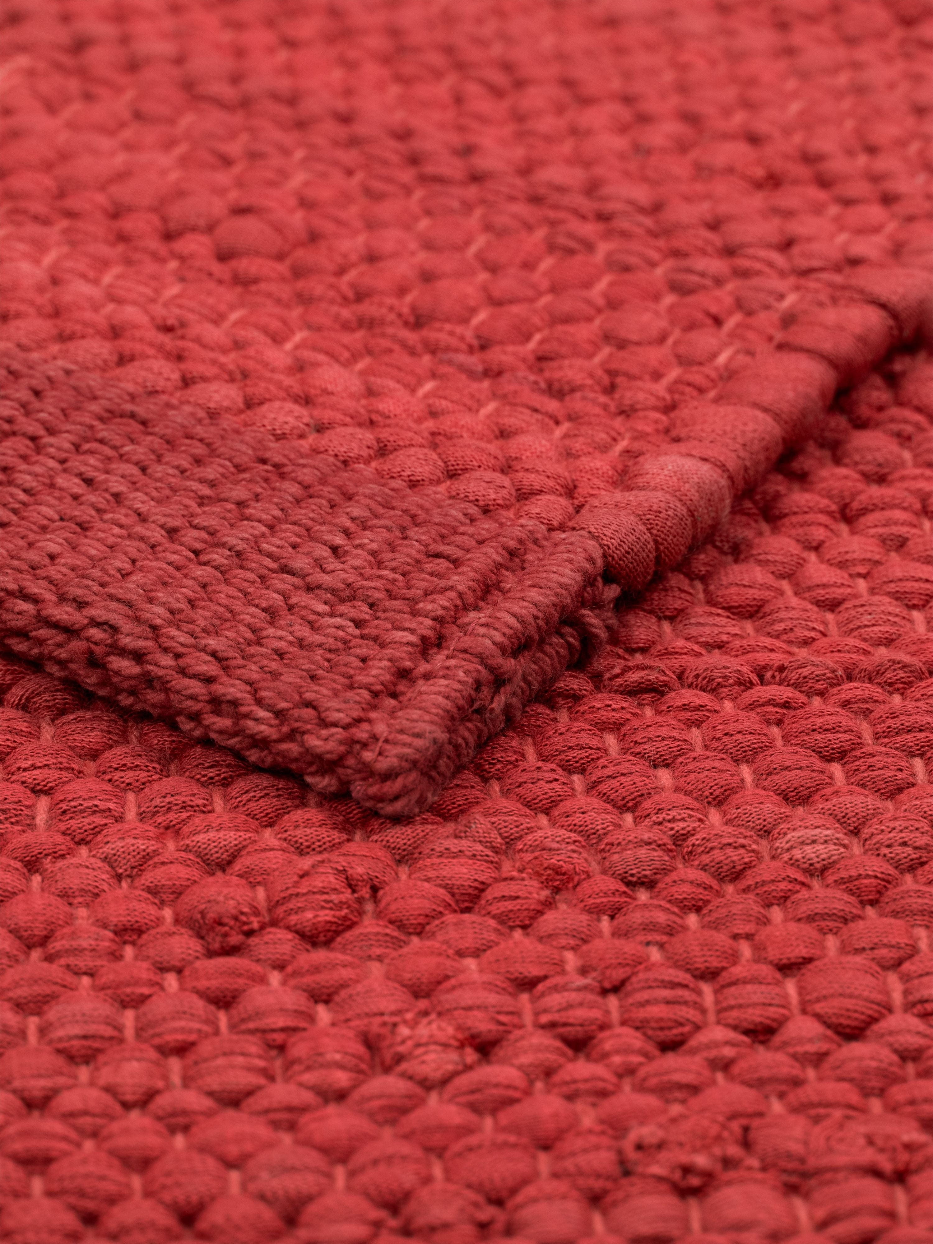 Koberec pevný bavlněný koberec 140 x 200 cm, jahoda