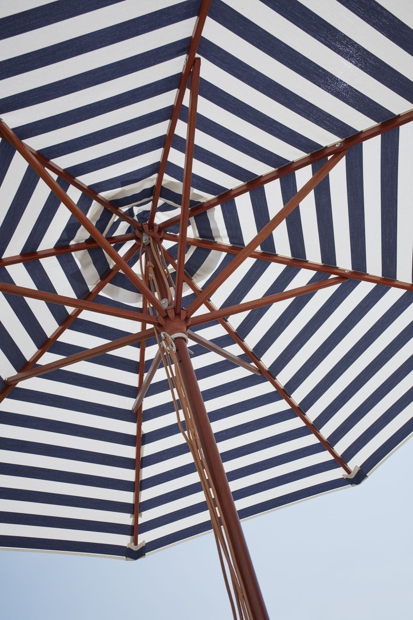 Skagerak Messina Parasol ø270 Cm, Dark Blue Stripes