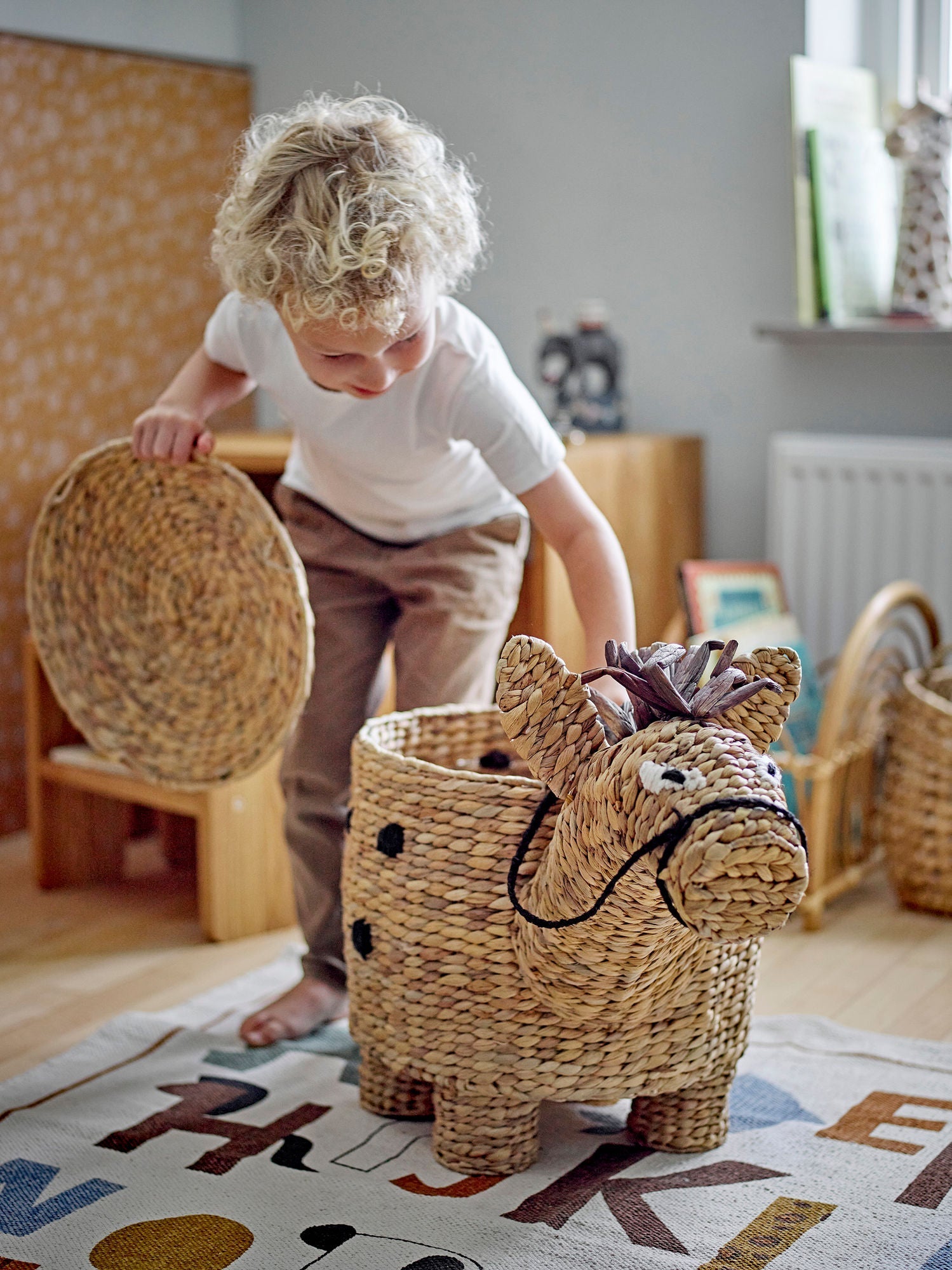 Bloomingville Mini Bobbi Basket w/víko, příroda, vodní hyacint