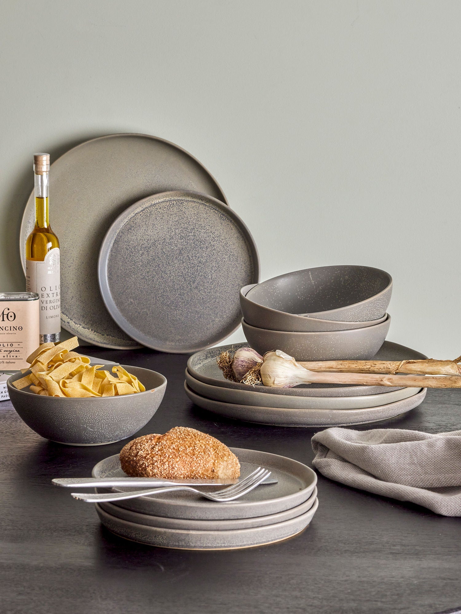 Bloomingville Kendra Sightware Set, Grey, Stoneware