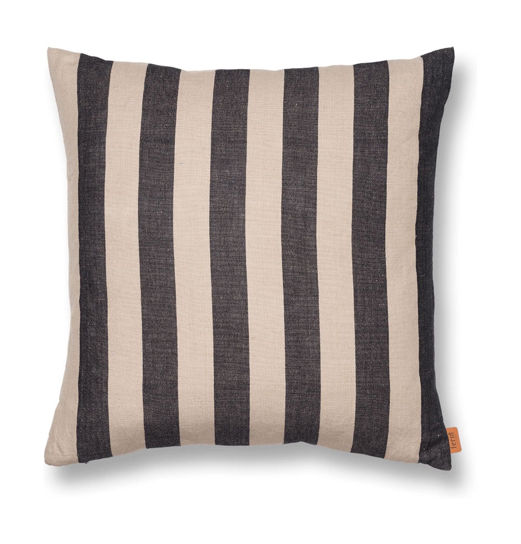 Ferm Living Grand Cushion Cover, písek/černá