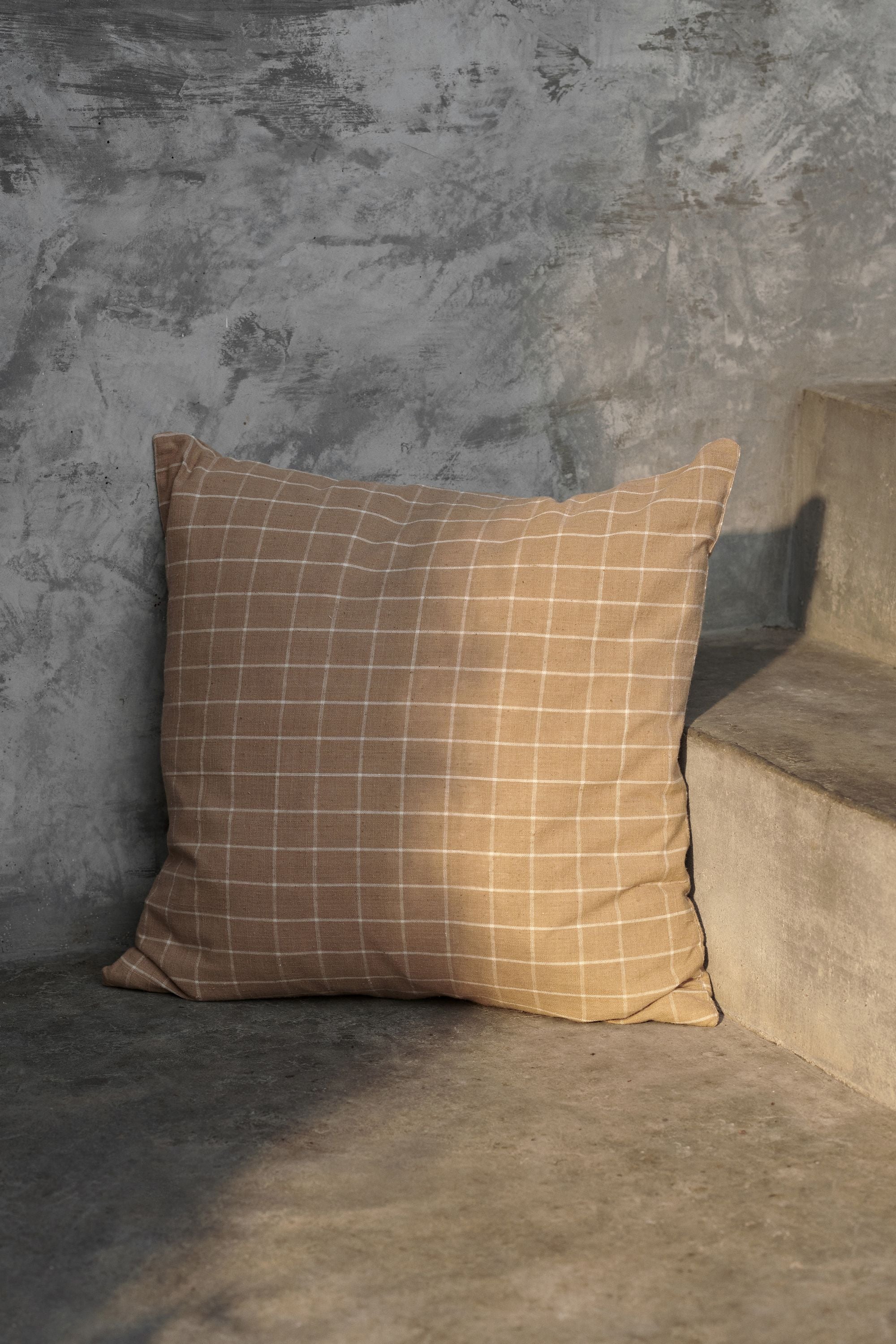 Ferm Living Brown Cotton Cushion, zkontrolujte