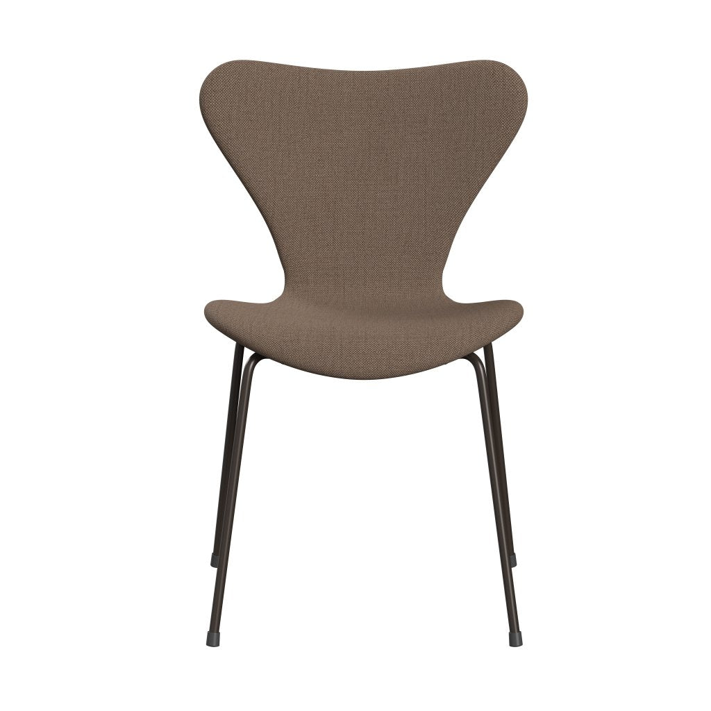 Fritz Hansen 3107 židle plné čalounění, hnědý bronz/sunniva 2 čokoláda/opálení