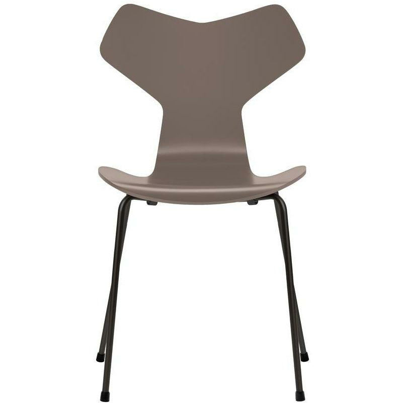 Fritz Hansen Grand Prix Chair Lacquered Deep Clay Shell, černá základna