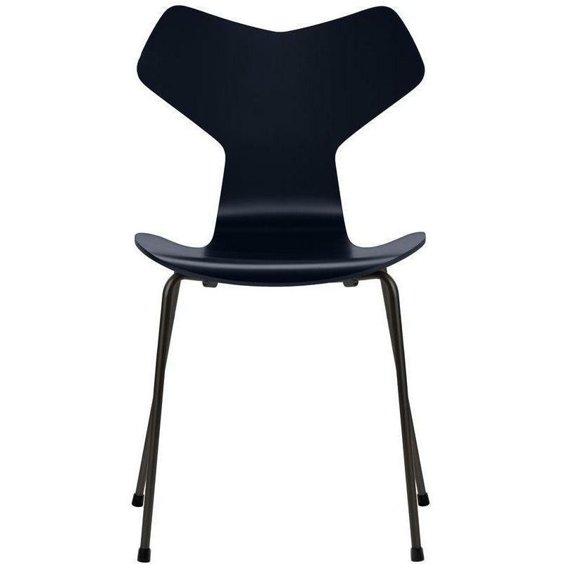 Fritz Hansen Grand Prix Chair Lacquered Midnight Blue Shell, černá základna