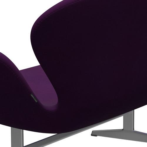 Fritz Hansen Swan Sofa 2 Seater, satén kartáčovaný hliník/Divina Violet (696)