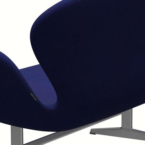 Fritz Hansen Swan Sofa 2 Seater, satén kartáčovaný hliník/Divina Violet Dark (684)