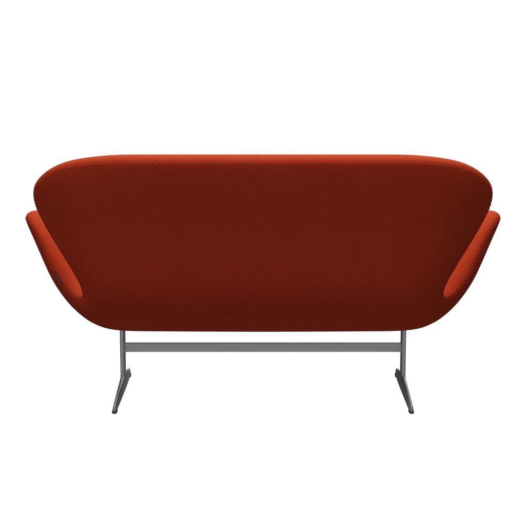 Fritz Hansen Swan Sofa 2 Seater, stříbrná šedá/komfortní rezavě červená (09055)