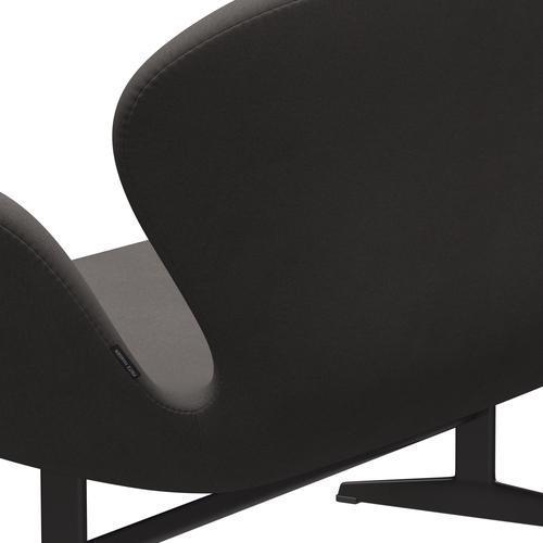 Fritz Hansen Swan Sofa 2 Seater, teplý grafit/pohodlí tmavě šedá (60008)