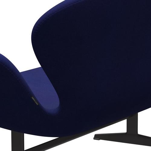 Fritz Hansen Swan Sofa 2 Seater, teplý grafit/Divina Violet Dark (684)