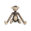 Kay Bojesen Monkey Small Oak/Smoked Oak s modrým studentem