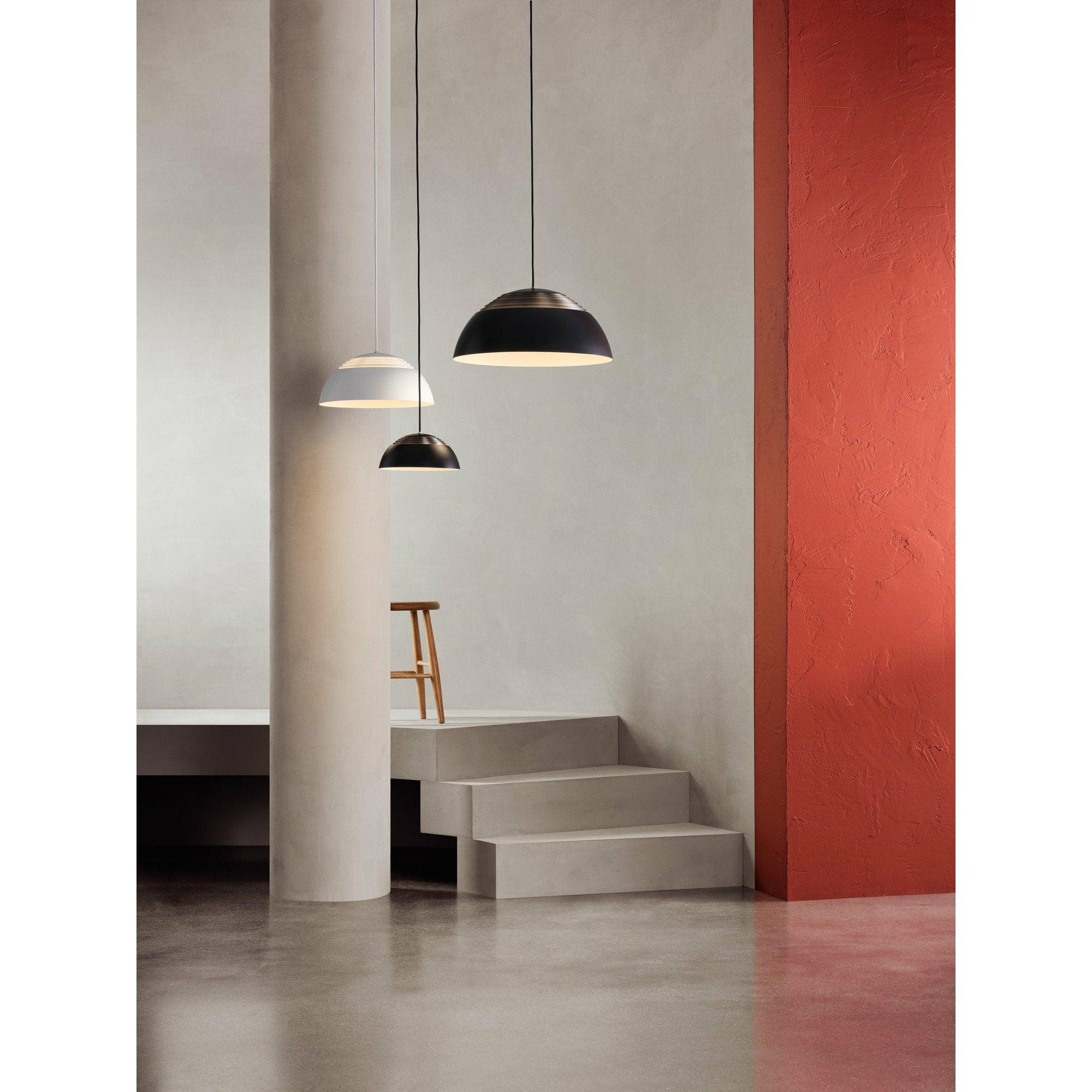 Louis Poulsen aj Royal Pendant LED Ø 250 mm, černá