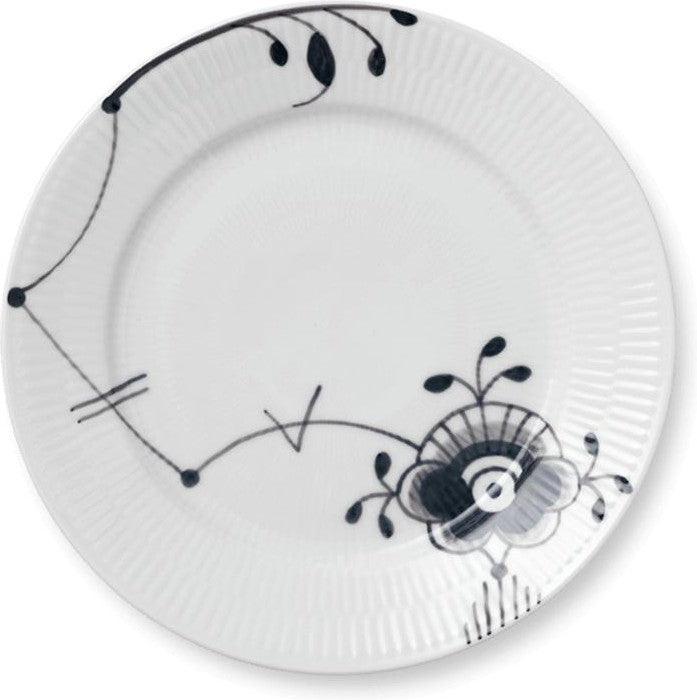 Royal Copenhagen Black Fluted Mega Plate, 22 cm