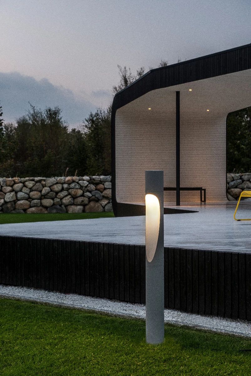 Louis Poulsen Flindt Bollard třída II vedl 4000 K 12 W Night Dim Post se základní deskou, Corten