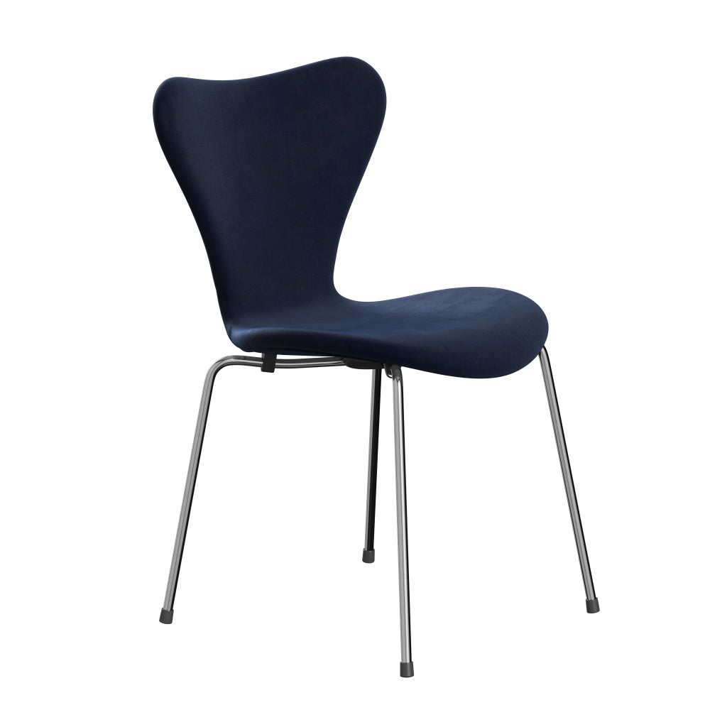 Fritz Hansen 3107 Židle plné čalounění, Chrome/Belfast Velvet Midnight Blue