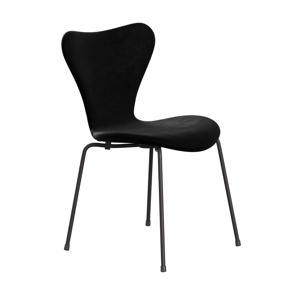 Fritz Hansen 3107 Chair Full Upholstery, Warm Graphite/Belfast Velvet Night Black