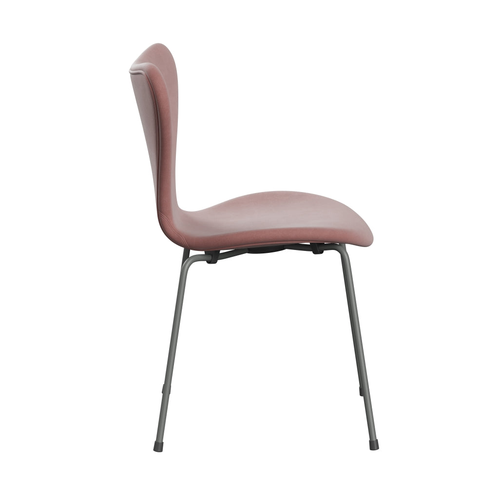 Fritz Hansen 3107 židle plné čalounění, stříbrná šedá/Belfast Velvet Misty Rose