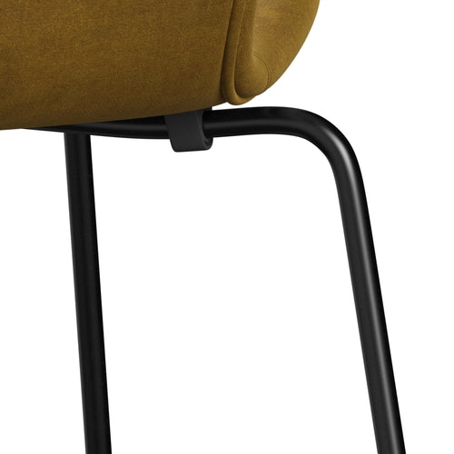Fritz Hansen 3107 židle plné čalounění, černé/belfast sametové měkké okrové okry