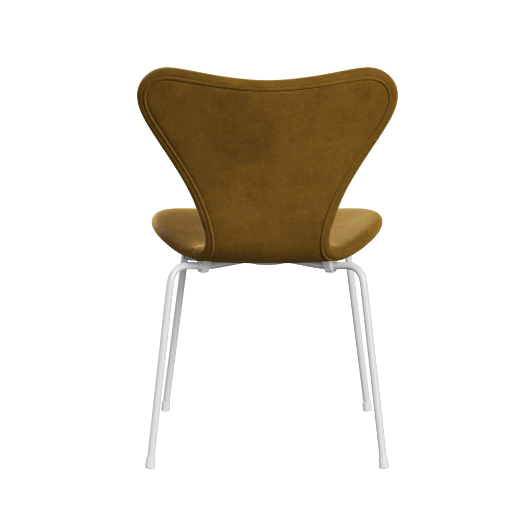 Fritz Hansen 3107 židle plné čalounění, bílý/Belfast Velvet Soft Ocher