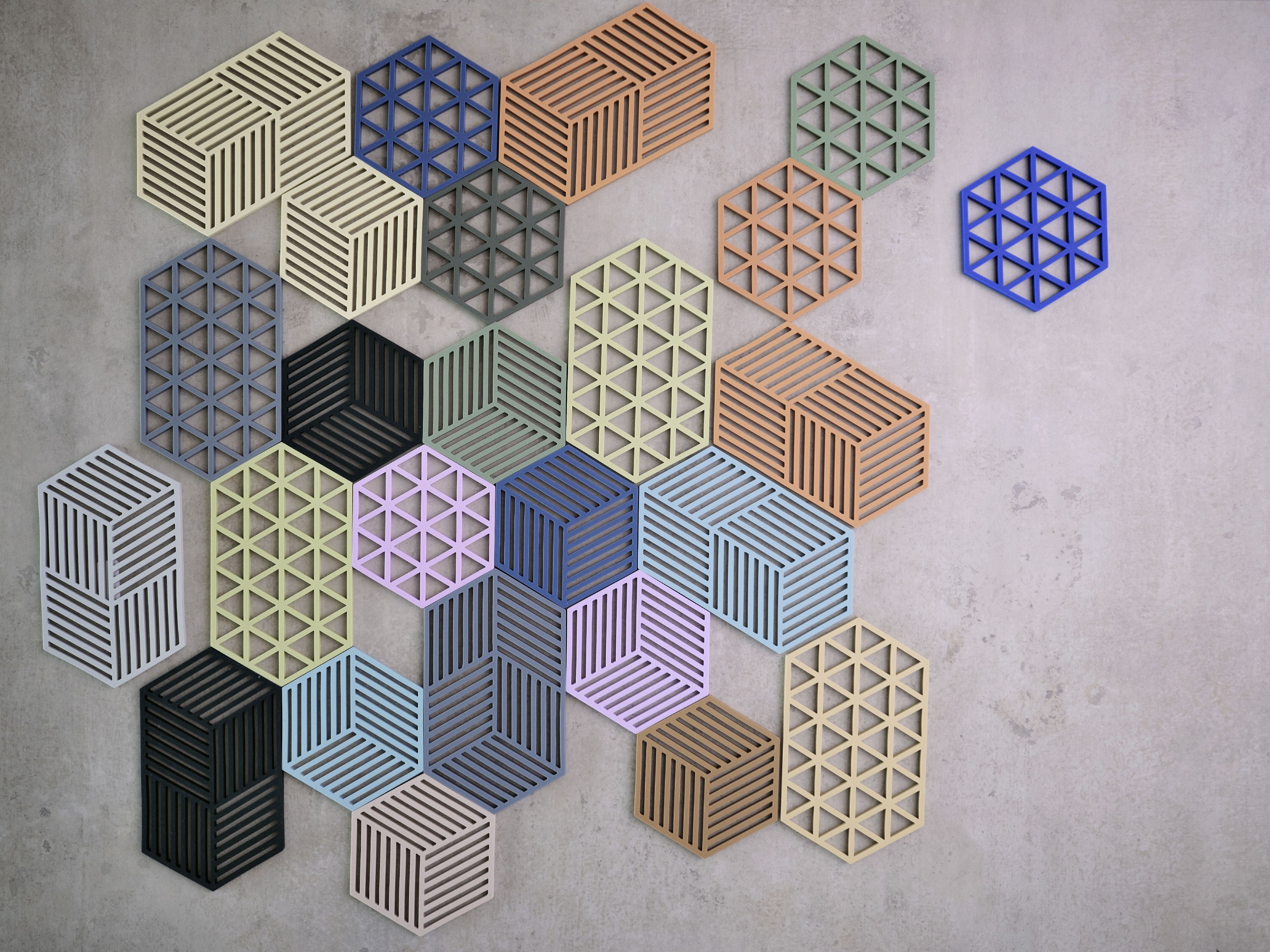 Zone Denmark Hexagon Trivet 16 X 14 X 0.9 Cm, Lupine