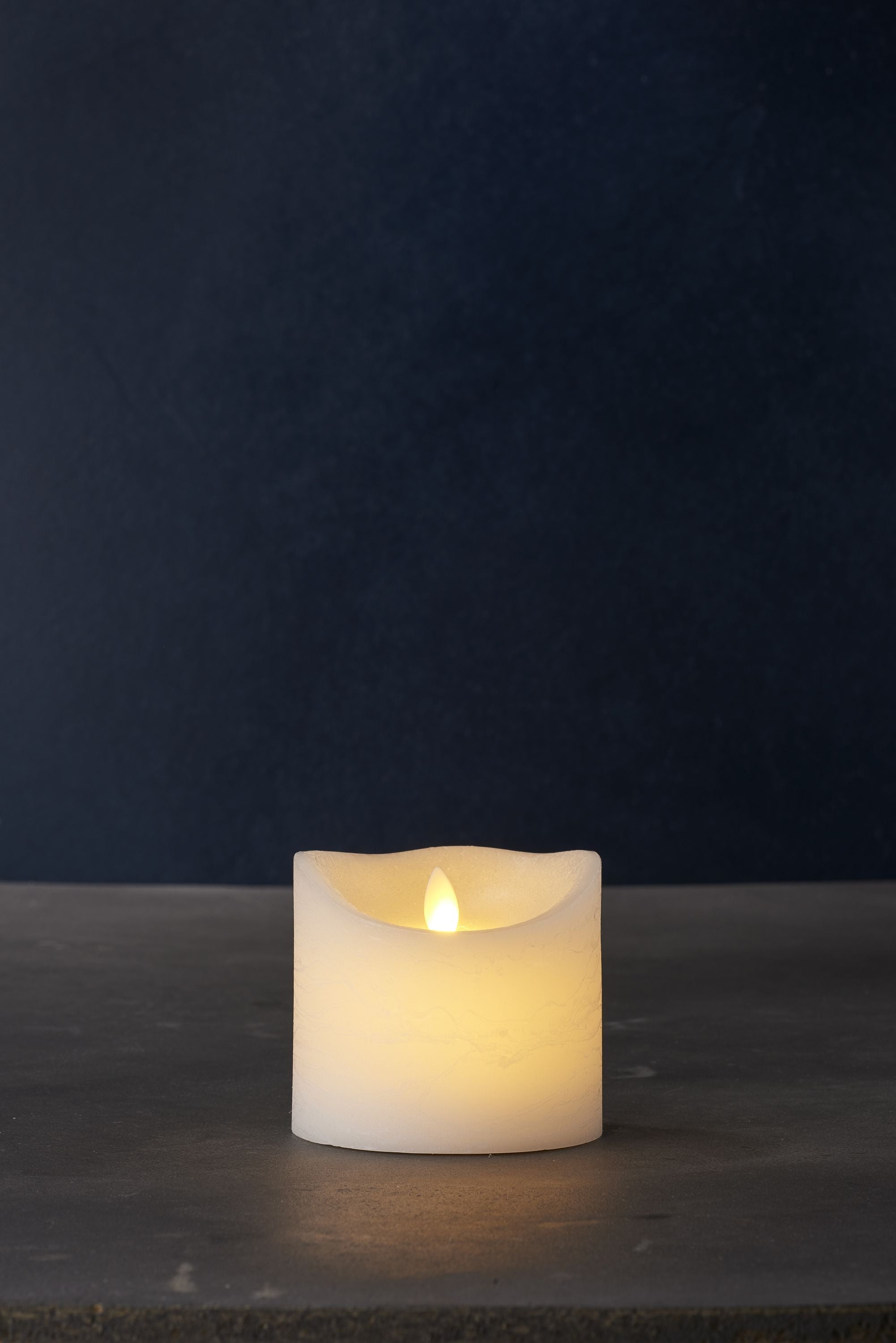 Sirius Sara Exclusive Led Candle ø10x H10,4cm, White