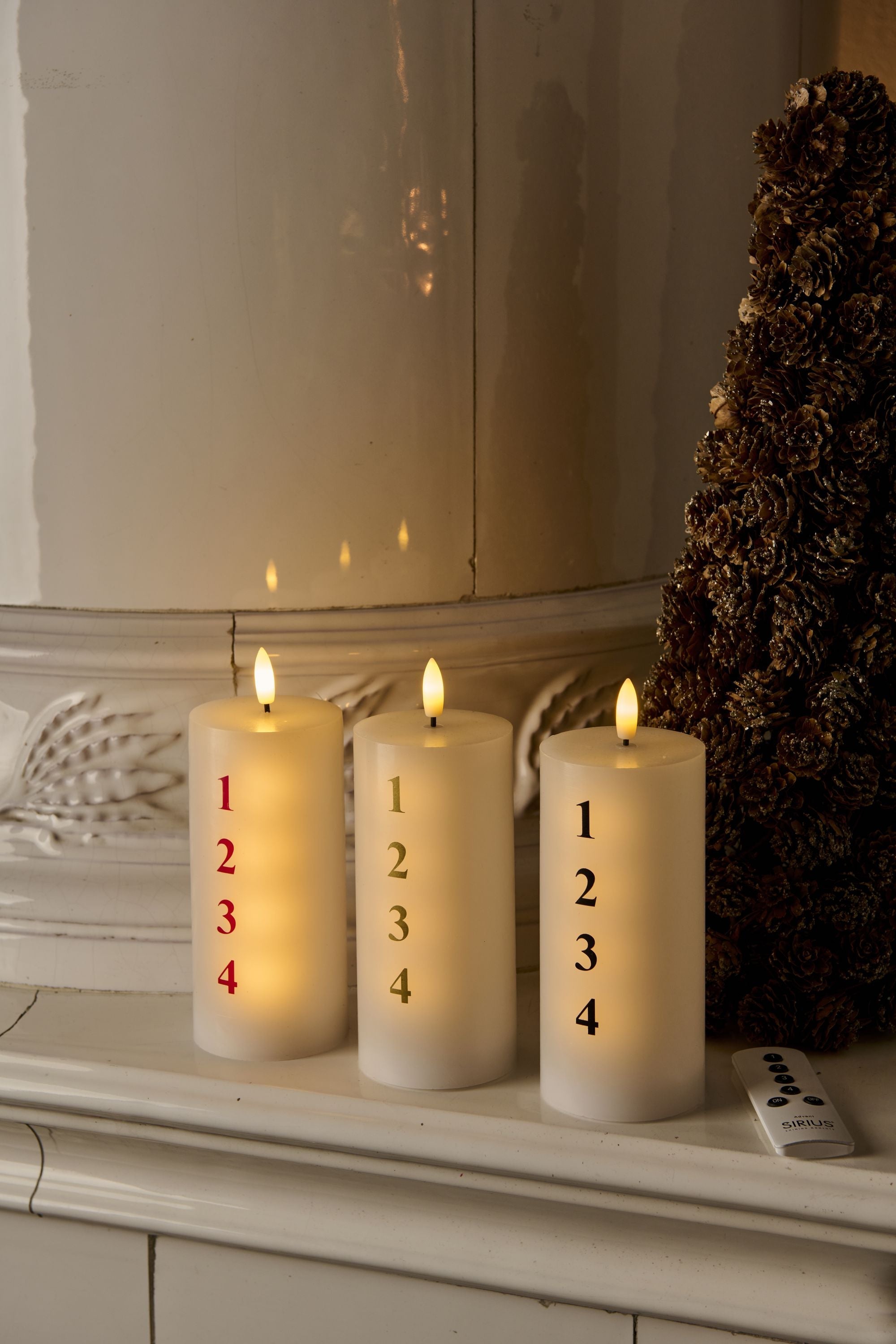 Sirius Sille Advent svíčka White/Red Ø7x H15 cm