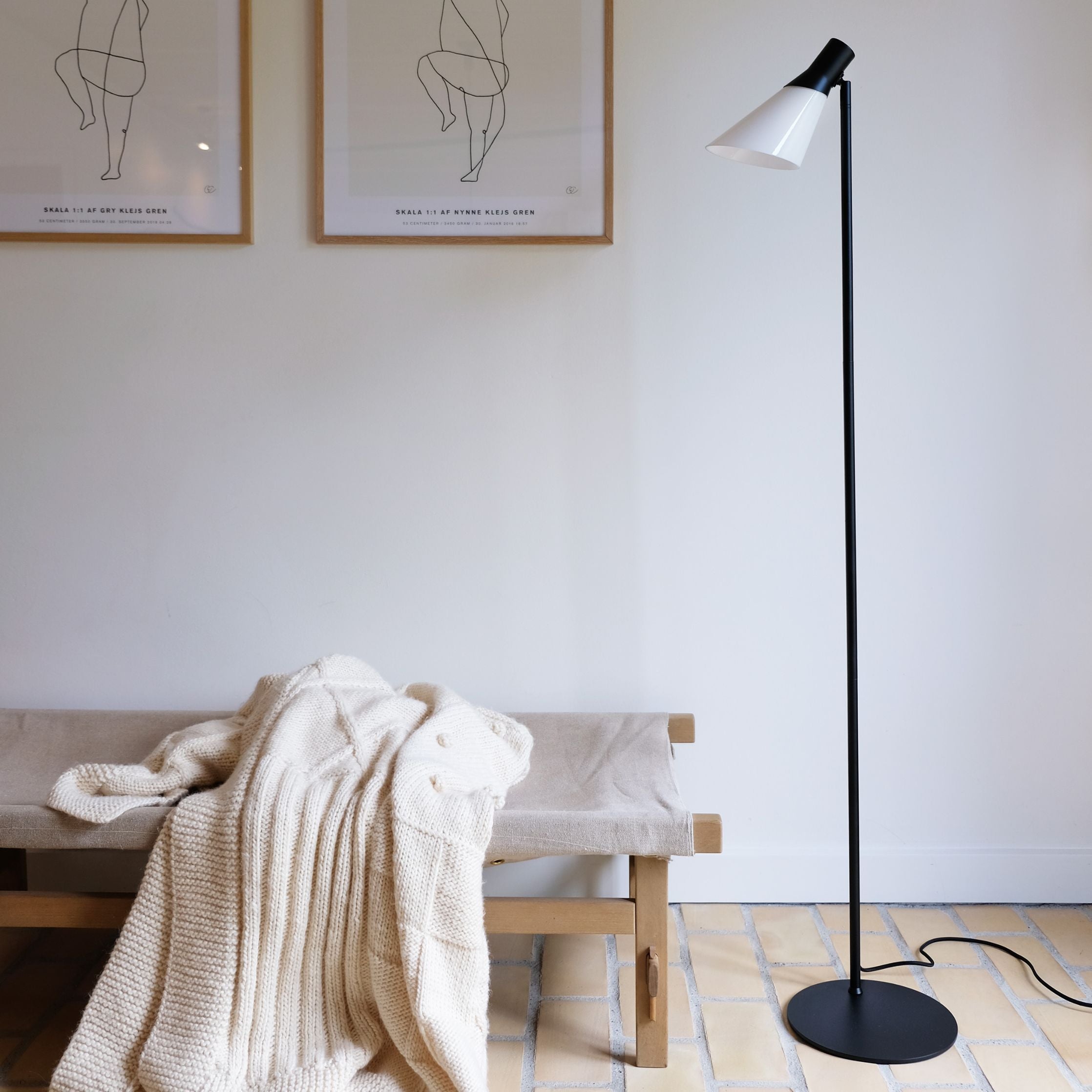 Dyberg Larsen Gent Floor Lamp, Opal/Matt Black