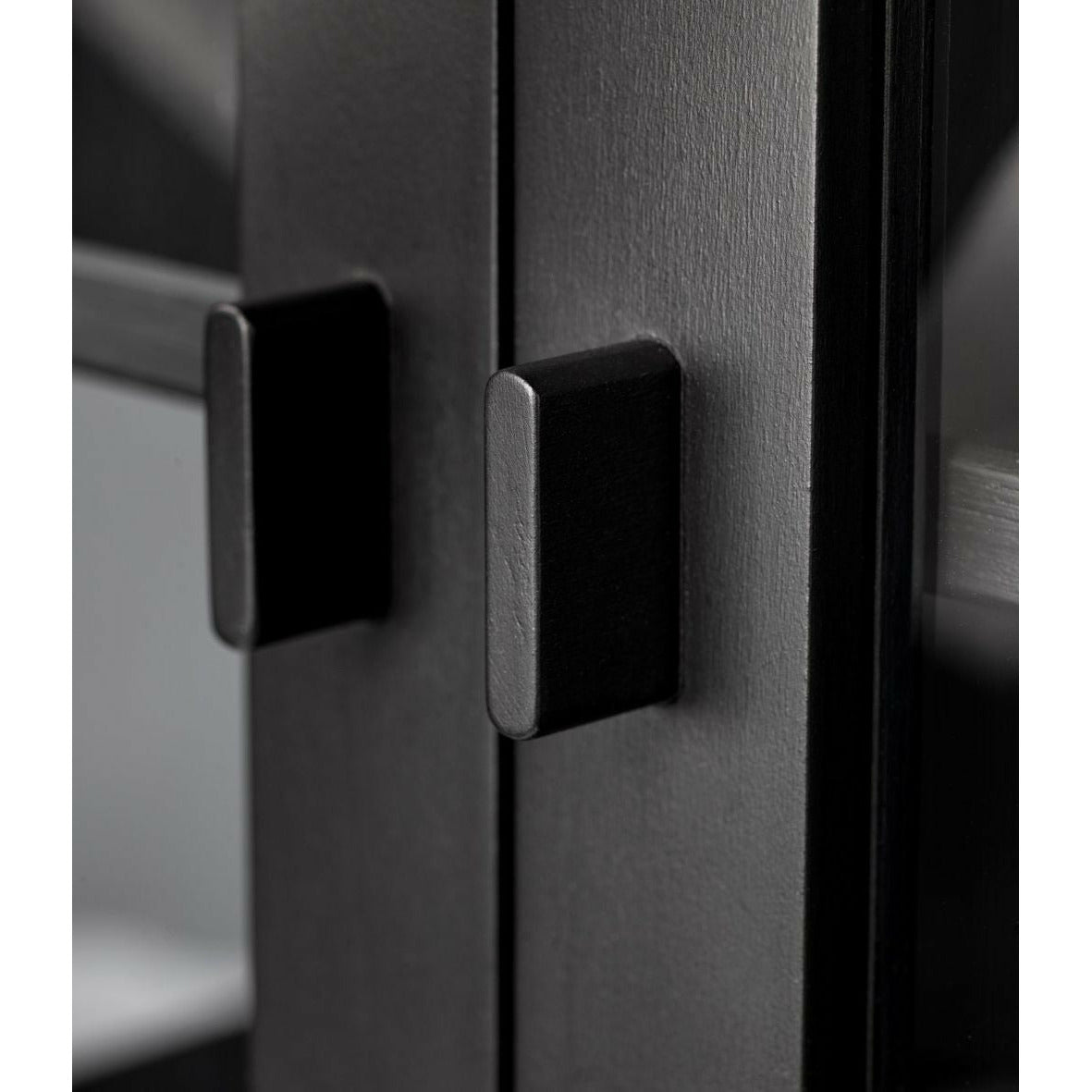 FDB Møbler A90 Boderne Display Cabinet Buk Beech Black Lacquered, H: 127 cm