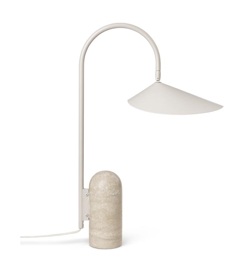 Ferm Living Arum stolní lampa kašmír