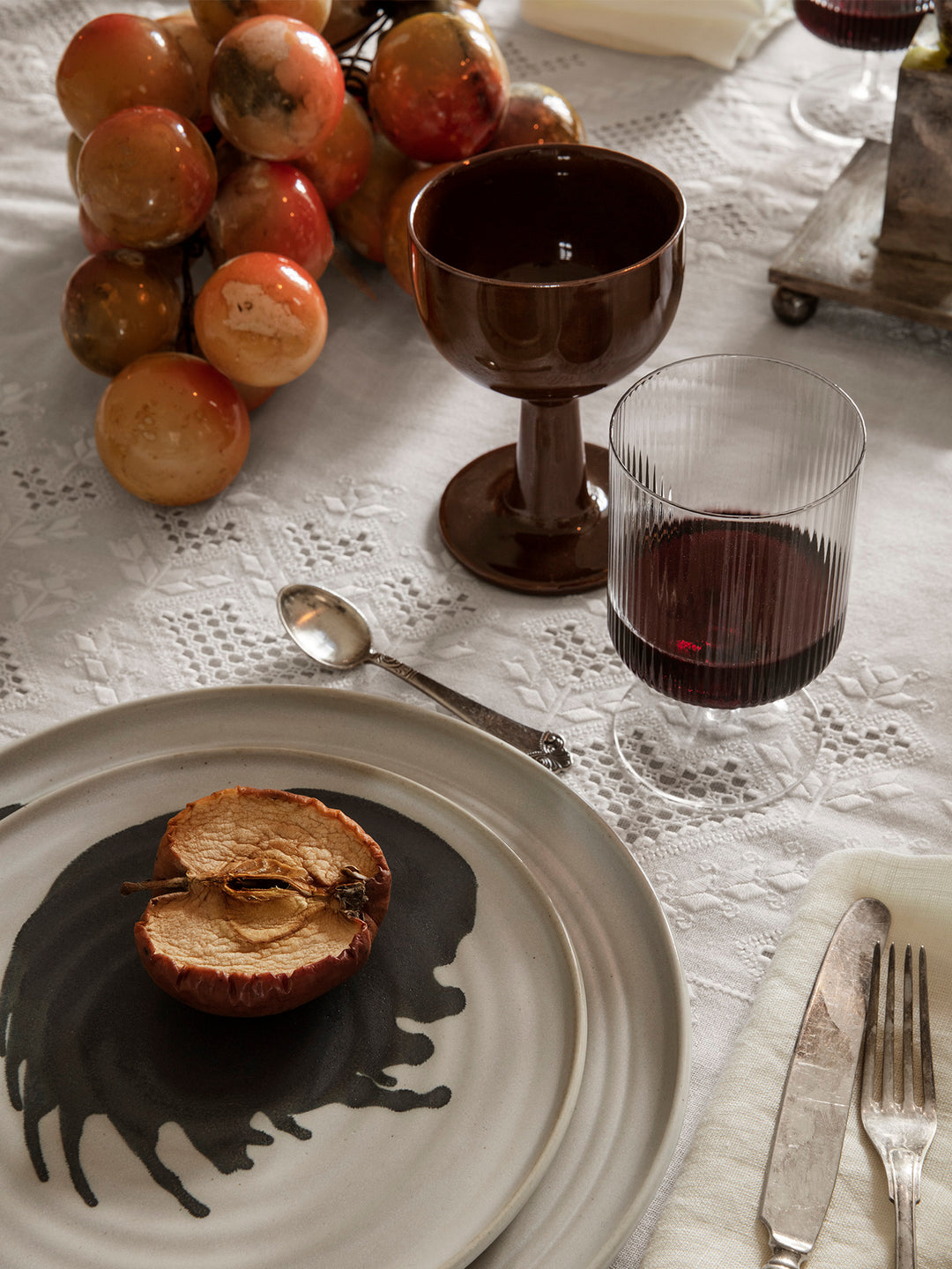 Ferm Living Floccula Wine Glass, Soil