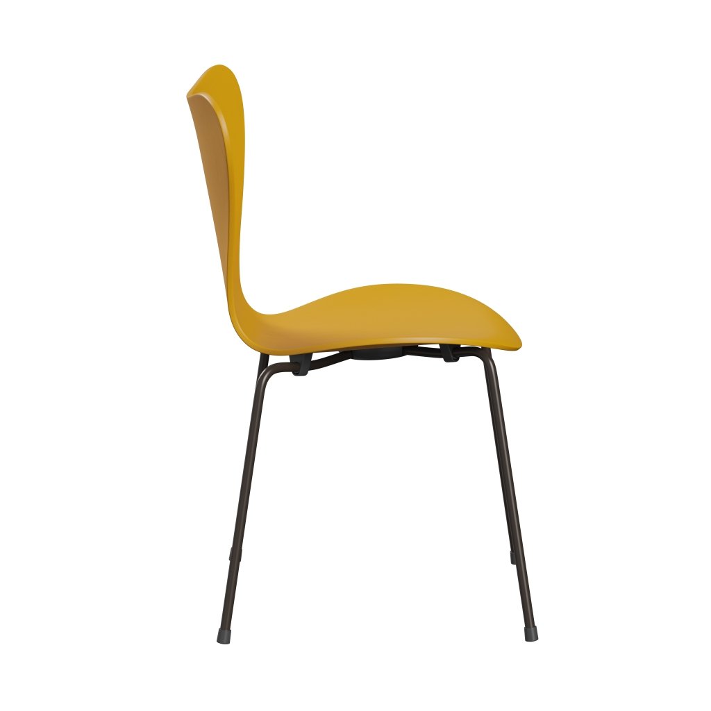 Fritz Hansen 3107 židle Unuppolstered, hnědý bronzový/obarvený popel True Yellow