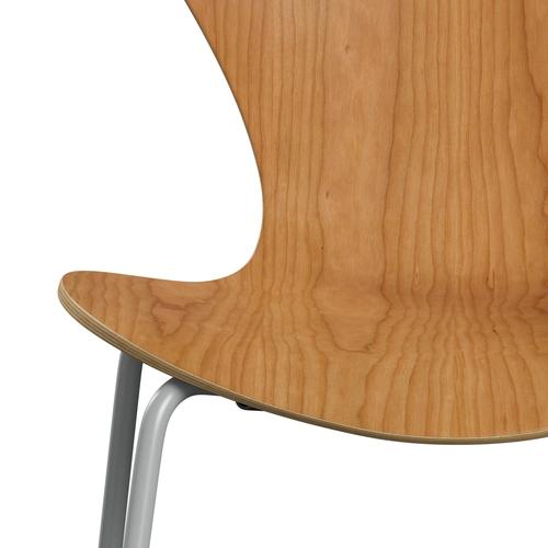 Fritz Hansen 3107 Chair Unupholstered, Nine Grey/Cherry Veneer Natural