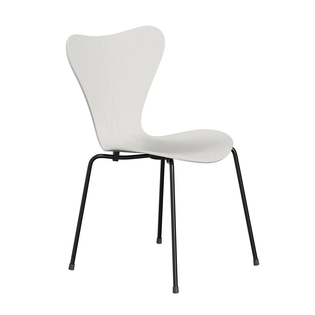 Fritz Hansen 3107 Chair Unupholstered, Black/Dyed Ash White