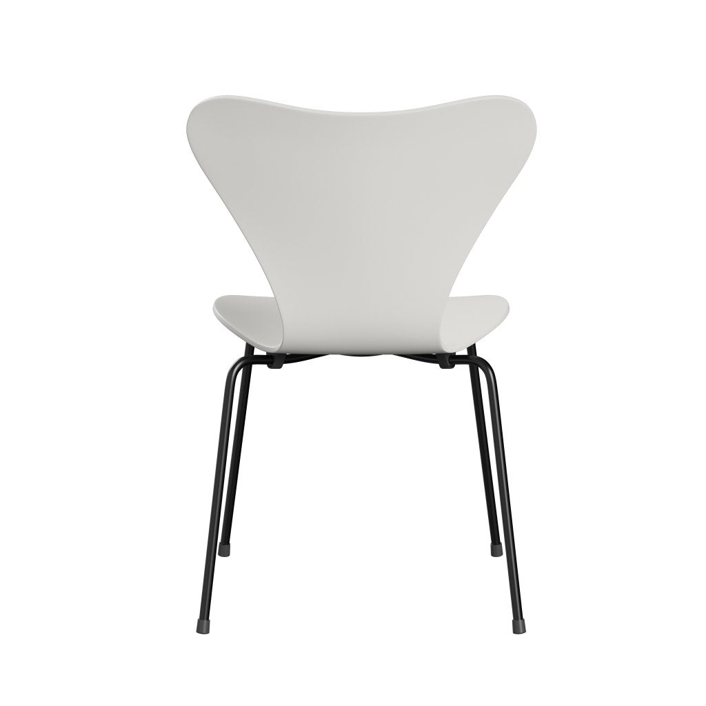 Židle Fritz Hansen 3107 Unuppolstered, Black/Lacquered White