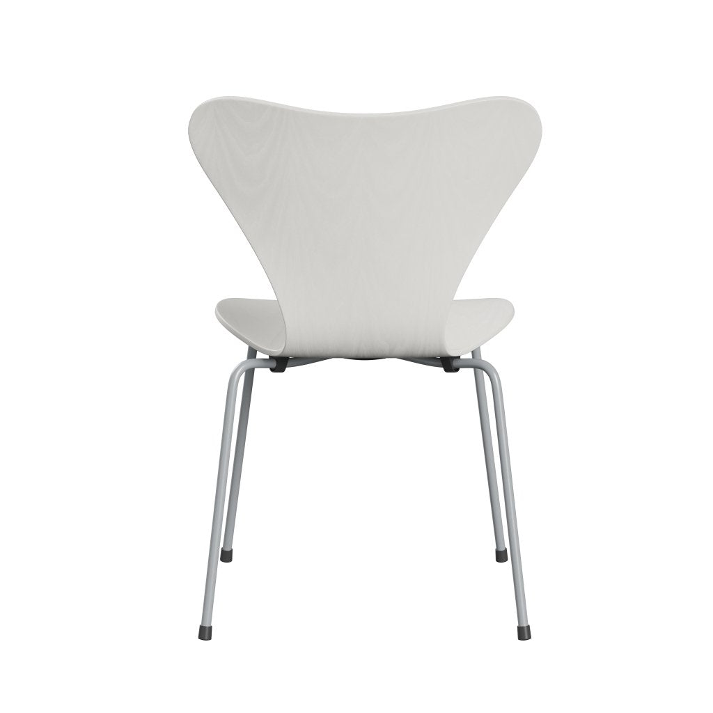 Židle Fritz Hansen 3107 Unhopstered, Silver Grey/Colored Ash White