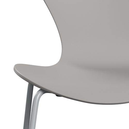 Fritz Hansen 3107 židle Unuppolstered, Silver Grey/Lacquered devět šedých