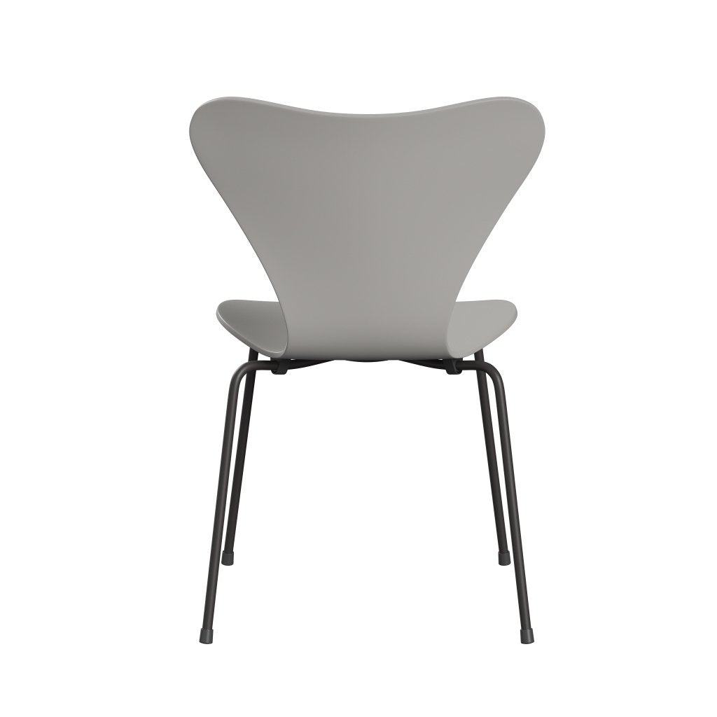 Fritz Hansen 3107 Chair Unupholstered, Warm Graphite/Lacquered Nine Grey